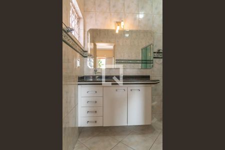 Banheiro da Suíte de casa à venda com 5 quartos, 250m² em Parque Via Norte, Campinas