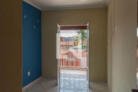 Casa à venda com 250m², 5 quartos e 8 vagas Casa à venda com 250m², 5 quartos e 8 vagasQuarto 2
