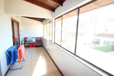Casa à venda com 276m², 4 quartos e 3 vagasSacada