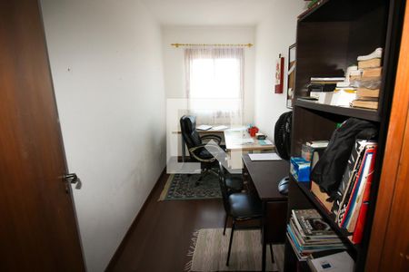 Casa à venda com 276m², 4 quartos e 3 vagasEscritório