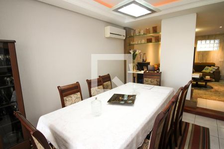 Casa à venda com 276m², 4 quartos e 3 vagasSala de Jantar