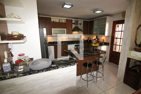 Casa à venda com 276m², 4 quartos e 3 vagasCozinha
