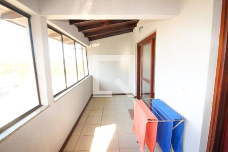 Casa à venda com 276m², 4 quartos e 3 vagasSacada