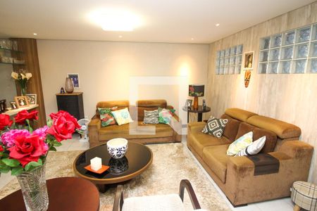 Sala de Estar de casa à venda com 4 quartos, 276m² em Jardim Itu Sabará, Porto Alegre