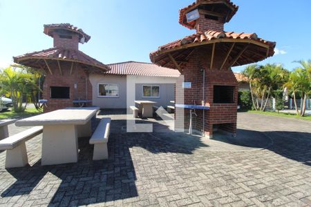 Casa de condomínio à venda com 74m², 2 quartos e 2 vagasÁrea comum - Churrasqueira