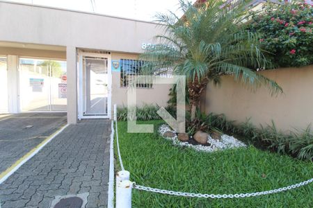 Casa de condomínio à venda com 74m², 2 quartos e 2 vagasEntrada do Condomínio