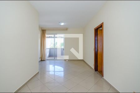 Sala de apartamento à venda com 3 quartos, 110m² em Belvedere, Belo Horizonte