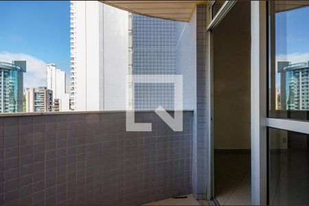 Varanda da Sala de apartamento à venda com 3 quartos, 110m² em Belvedere, Belo Horizonte