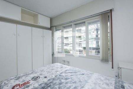 QUARTO de apartamento para alugar com 1 quarto, 42m² em Jardim Floresta, Porto Alegre