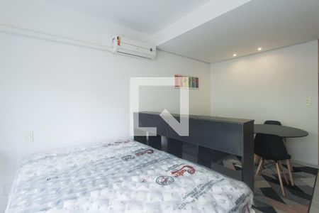QUARTO de apartamento para alugar com 1 quarto, 42m² em Jardim Floresta, Porto Alegre