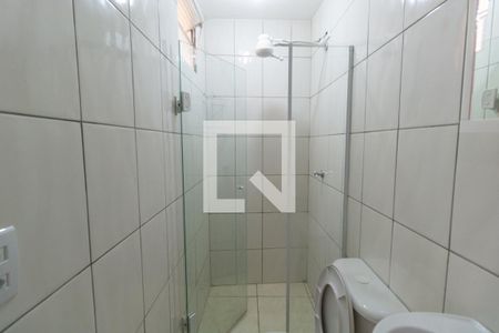 Banheiro de casa para alugar com 1 quarto, 36m² em Vila Lageado, São Paulo