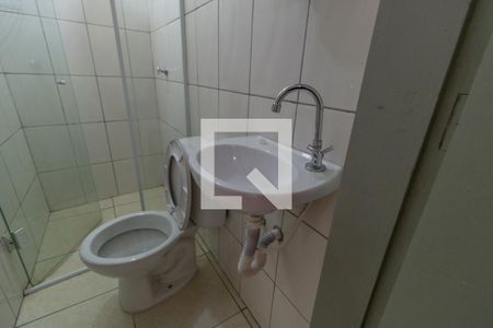 Banheiro de casa para alugar com 1 quarto, 36m² em Vila Lageado, São Paulo