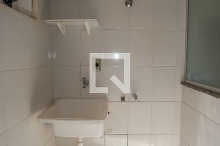 Casa de condomínio à venda com 90m², 3 quartos e 1 vagaÁrea de Serviço