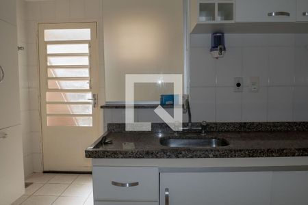Casa de condomínio à venda com 90m², 3 quartos e 1 vagaCozinha