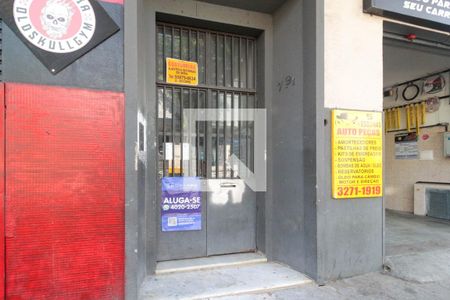 Placa de apartamento para alugar com 1 quarto, 62m² em Liberdade, São Paulo