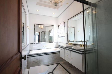 Apartamento à venda com 478m², 3 quartos e 4 vagasSuíte 2