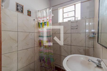 Banheiro de casa à venda com 1 quarto, 50m² em Jardim Itu Sabará, Porto Alegre