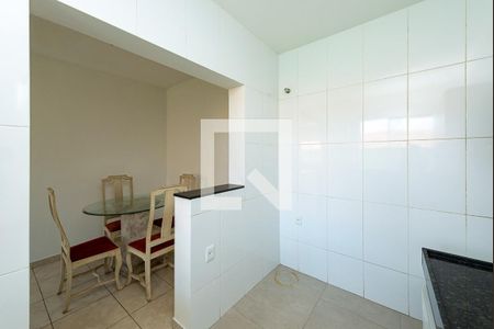Apartamento para alugar com 55m², 2 quartos e sem vagaCozinha e Área de Serviço