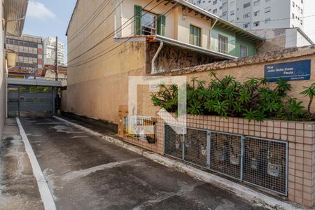 Casa de condomínio para alugar com 100m², 2 quartos e 1 vagaEntrada 