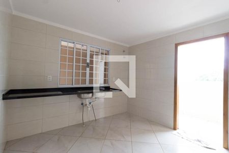 Casa à venda com 215m², 3 quartos e 6 vagas Casa à venda com 215m², 3 quartos e 6 vagasCozinha