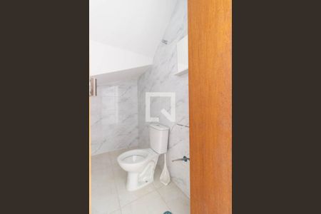 Casa à venda com 215m², 3 quartos e 6 vagas Casa à venda com 215m², 3 quartos e 6 vagasLavabo