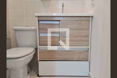 Apartamento para alugar com 60m², 3 quartos e 1 vaga Apartamento para alugar com 60m², 3 quartos e 1 vagaBanheiros da Suíte