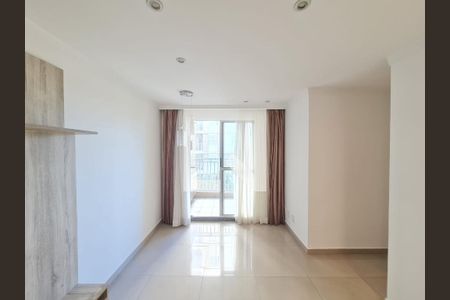 Sala de apartamento à venda com 3 quartos, 60m² em Vila Endres, Guarulhos