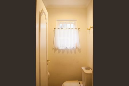 Casa à venda com 328m², 4 quartos e 4 vagasLavabo