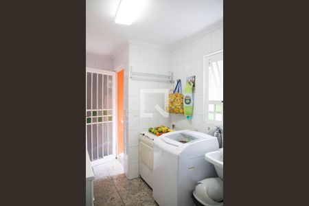 Casa à venda com 328m², 4 quartos e 4 vagasÁrea de Serviço