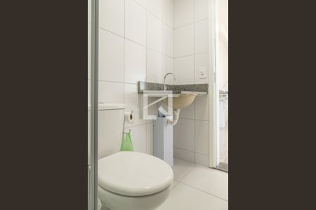 Apartamento à venda com 33m², 2 quartos e sem vagaBanheiro