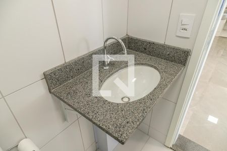 Apartamento à venda com 33m², 2 quartos e sem vagaBanheiro