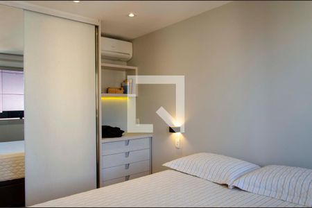 Quarto 1 de apartamento à venda com 1 quarto, 43m² em Centro, Rio de Janeiro