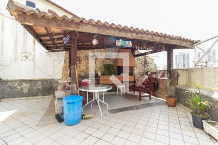 Casa à venda com 480m², 3 quartos e 4 vagas Casa à venda com 480m², 3 quartos e 4 vagasQuintal 1