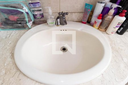 Casa à venda com 480m², 3 quartos e 4 vagas Casa à venda com 480m², 3 quartos e 4 vagasBanheiro