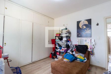 Casa à venda com 480m², 3 quartos e 4 vagas Casa à venda com 480m², 3 quartos e 4 vagasQuarto 1