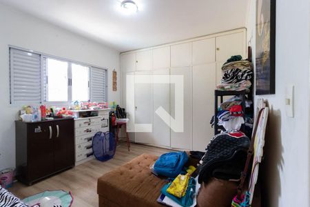 Casa à venda com 480m², 3 quartos e 4 vagas Casa à venda com 480m², 3 quartos e 4 vagasQuarto 1