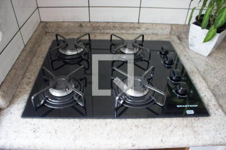 Apartamento à venda com 56m², 2 quartos e 1 vaga Apartamento à venda com 56m², 2 quartos e 1 vagaFogão