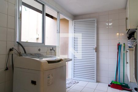 Casa à venda com 214m², 3 quartos e 3 vagasÁrea de Serviço