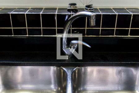 Casa à venda com 214m², 3 quartos e 3 vagasCozinha - Torneira