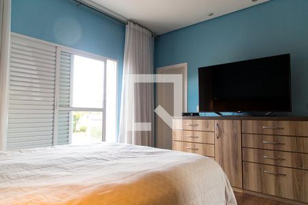 Casa à venda com 214m², 3 quartos e 3 vagasSuíte