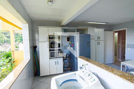 Casa para alugar com 300m², 6 quartos e 1 vagaCozinha e Área de Serviço