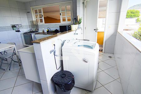 Casa para alugar com 300m², 6 quartos e 1 vagaCozinha e Área de Serviço