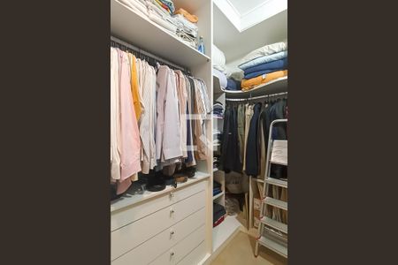 Casa de condomínio para alugar com 400m², 4 quartos e 4 vagasCloset suíte master