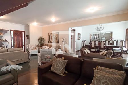 Sala de estar de casa de condomínio à venda com 4 quartos, 400m² em Alphaville, Santana de Parnaíba
