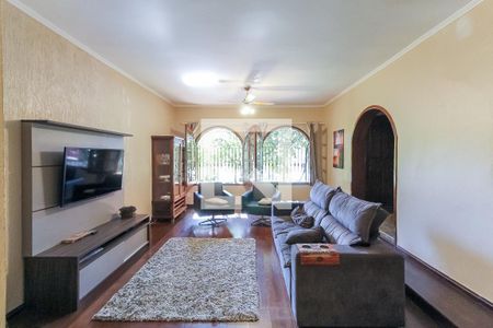 Sala de casa à venda com 4 quartos, 350m² em Ipanema, Porto Alegre