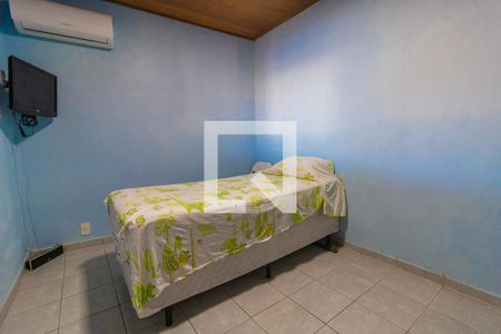 Casa à venda com 150m², 2 quartos e 2 vagas Casa à venda com 150m², 2 quartos e 2 vagasQuarto 2