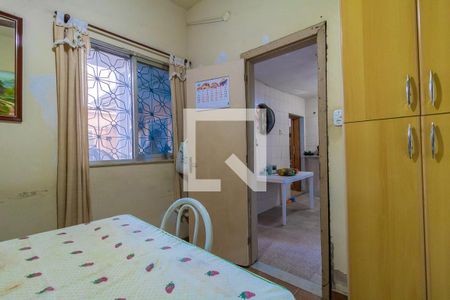 Casa à venda com 150m², 2 quartos e 2 vagas Casa à venda com 150m², 2 quartos e 2 vagasCozinha