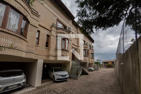 Casa de condomínio à venda com 205m², 3 quartos e 2 vagas Casa de condomínio à venda com 205m², 3 quartos e 2 vagasGaragem