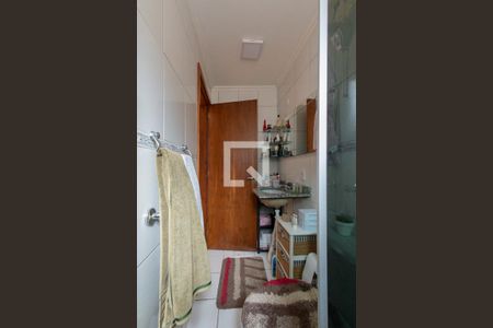 Casa de condomínio à venda com 205m², 3 quartos e 2 vagas Casa de condomínio à venda com 205m², 3 quartos e 2 vagasBanheiro da Suíte