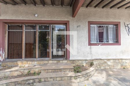 Casa para alugar com 240m², 3 quartos e 4 vagasQuintal